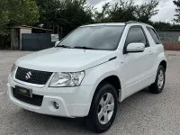 Usata Suzuki Grand Vitara 129 CV (94 kW) 2011 Bianco SUV