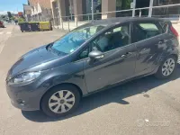 Usata Ford Fiesta 90 CV (66 kW) 2010 Berlina