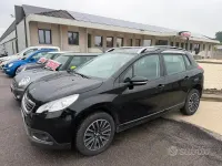 Usata Peugeot 2008 Allure 120 CV (88 kW) 2016 Nero SUV