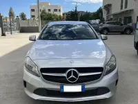 Usata Mercedes A180 109 CV (80 kW) 2016 Grigio Berlina
