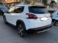 Usata Peugeot 2008 120 CV (88 kW) 2016 Bianco SUV