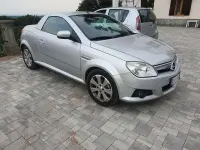 Usata Opel Tigra Sport 125 CV (91 kW) 2008 Cabrio