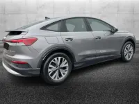 Usata Audi Q4 e-tron 69 kW (95 CV) 2023 Grigio SUV