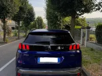 Usata Peugeot 3008 Allure 131 CV (96 kW) 2019 Bluazzurro SUV