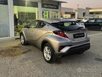Usata Toyota C-HR Business Edition 98 CV (72 kW) 2021 Grigio SUV