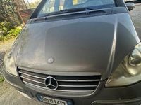Usata Mercedes A190 105 CV (77 kW) 2006 Grigio Utilitaria