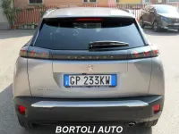 Usata Peugeot 2008 Allure 131 CV (96 kW) 2023 Grigio SUV