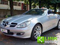 Usata Mercedes SLK280 231 CV (169 kW) 2005 Grigio Cabrio