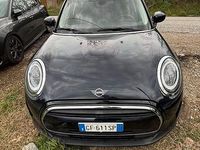 Begagnad Mini ONE 102 HK (75 kW) 2021 Blå Halvkombi