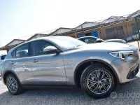 Usata Alfa Romeo Stelvio Executive 180 CV (132 kW) 2017 Grigio SUV