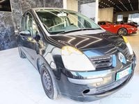 Usata Renault Modus Dynamique 75 CV (55 kW) 2005 Grigio scuro Monovolume