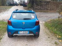 Usata Dacia Sandero Comfort 90 CV (66 kW) 2019 Blu Berlina