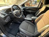 Usata Ford Kuga 150 CV (110 kW) 2017 Grigio SUV