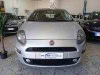 Usata Fiat Punto Lounge 69 CV (50 kW) 2013 Argento Utilitaria