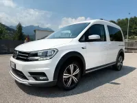 Usata VW Caddy 122 CV (89 kW) 2020 Bianco Monovolume