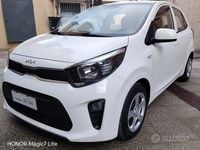Usata Kia Picanto X-Line 65 CV (47 kW) 2021 Bianco Utilitaria