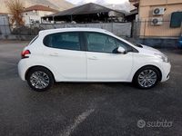Usata Peugeot 208 Allure 75 CV (55 kW) 2017 Bianco Utilitaria