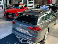 Usata VW Golf VIII Life 131 CV (96 kW) 2021 Grigio urano pastello Station wagon