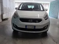 Usata Kia Venga 90 CV (66 kW) 2014 Bianco Utilitaria