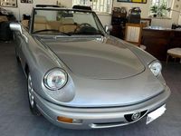 Usata Alfa Romeo Spider 122 CV (89 kW) 1993 Grigio Cabrio
