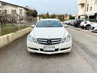 Usata Mercedes E220 Executive 170 CV (125 kW) 2010 Bianco Coupé