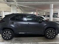 Usata Toyota Yaris 92 CV (67 kW) 2023 Grigio Monovolume