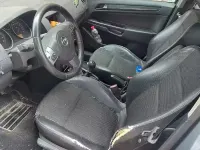 Usata Opel Astra 105 CV (77 kW) 2005 Blu Berlina