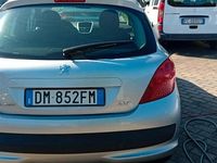 Usata Peugeot 207 73 CV (53 kW) 2008 Argento Berlina