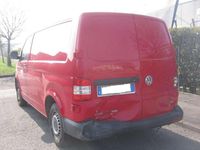 Usata VW Transporter 102 CV (75 kW) 2015 Rosso Furgone