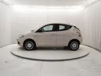 Usata Lancia Ypsilon Silver 69 CV (50 kW) 2018 Marrone Utilitaria