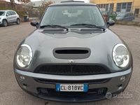 Usata Mini John Cooper Works 200 CV (147 kW) 2004 Grigio Utilitaria