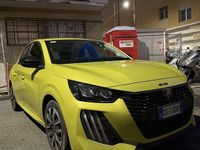 Usata Peugeot 208 Active 75 CV (55 kW) 2024 Verde Utilitaria