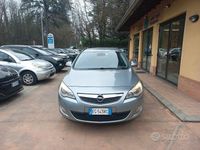 Usata Opel Astra Cosmo 110 CV (80 kW) 2011 Grigio Station wagon