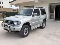Usata Mitsubishi Pajero Invite 100 CV (73 kW) 1993 Grigio SUV