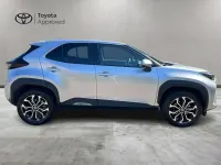 Usata Toyota Yaris Cross Trend 116 CV (85 kW) 2022 Argento SUV
