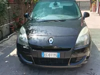 Usata Renault Scénic 110 CV (80 kW) 2010 Nero Monovolume