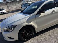 Usata Mercedes CLA220 Shooting Brake Premium 177 CV (130 kW) 2015 Station wagon