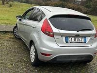 Usata Ford Fiesta 68 CV (50 kW) 2009 Grigio Berlina