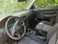 Usata VW Golf IV 101 CV (74 kW) 2003 Blu/azzurro Berlina