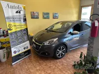 Usata Peugeot 208 Allure 110 CV (80 kW) 2015 Grigio Utilitaria