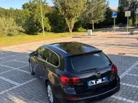 Usata Opel Astra 110 CV (80 kW) 2012 Station wagon