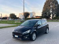 Usata Ford S-MAX Vignale 150 CV (110 kW) 2016 Nero Monovolume
