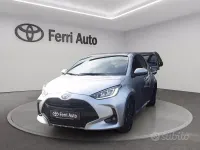 Usata Toyota Yaris Lounge 131 CV (96 kW) 2026 Grigio Utilitaria