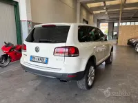 Usata VW Touareg 240 CV (176 kW) 2010 Bianco SUV