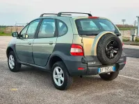 Usata Renault Scénic Expression 102 CV (75 kW) 2002 Verde Monovolume