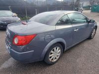 Usata Renault Mégane Cabriolet Luxe 131 CV (96 kW) 2007 Grigio scuro Cabrio
