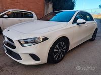 Usata Mercedes A180 Business 116 CV (85 kW) 2021 Bianco Berlina