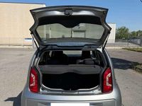 Usata VW up! Highline 68 CV (50 kW) 2013 Grigio Utilitaria