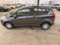 Usata Ford B-MAX Titanium 75 CV (55 kW) 2016 Grigio Monovolume