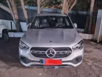 Usata Mercedes GLA200 150 CV (110 kW) 2022 Grigio SUV